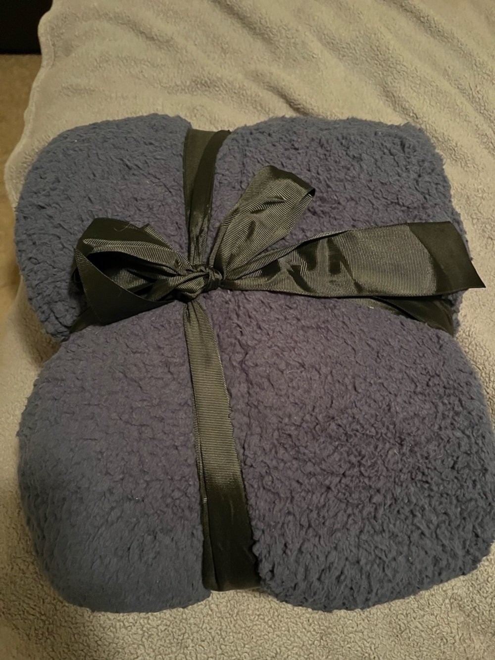 Plush Sherpa Throw Blanket - Deep Navy